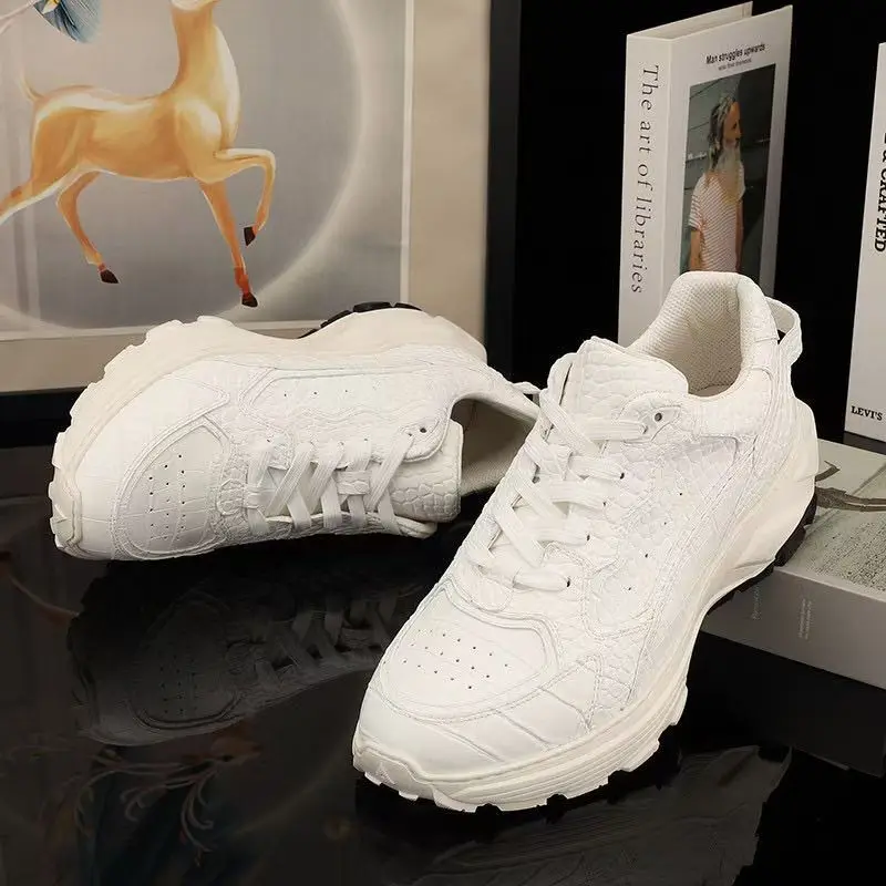 2025 جديد وصول موضة جلد التمساح البطن حذاء كاجوال الرجال ، الذكور أحذية رياضية من الجلد الطبيعي pdd635