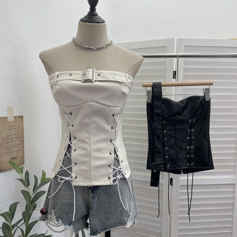 2026 Nuovo cinturino sexy con vita divisa Top a tubo Spice Girl Pu Fibbia in pelle Avvolgente sul petto senza maniche Top senza spalline per le donne