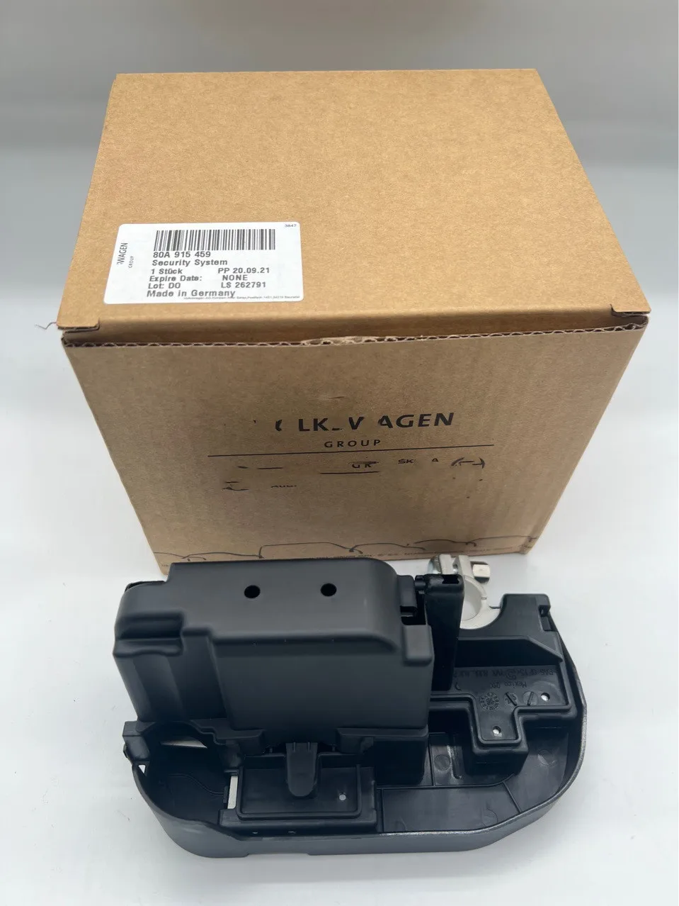 80A915459 For AUDI Q5 Battery Terminal Mk2 (FY) 80A915459A 80A915459B