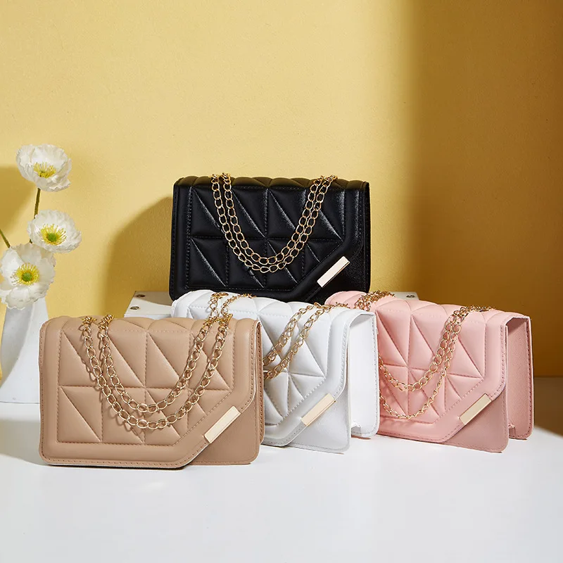Triangular diamond embroidered small square bag, fashionable and versatile, solid color magnetic buckle chain crossbody bag