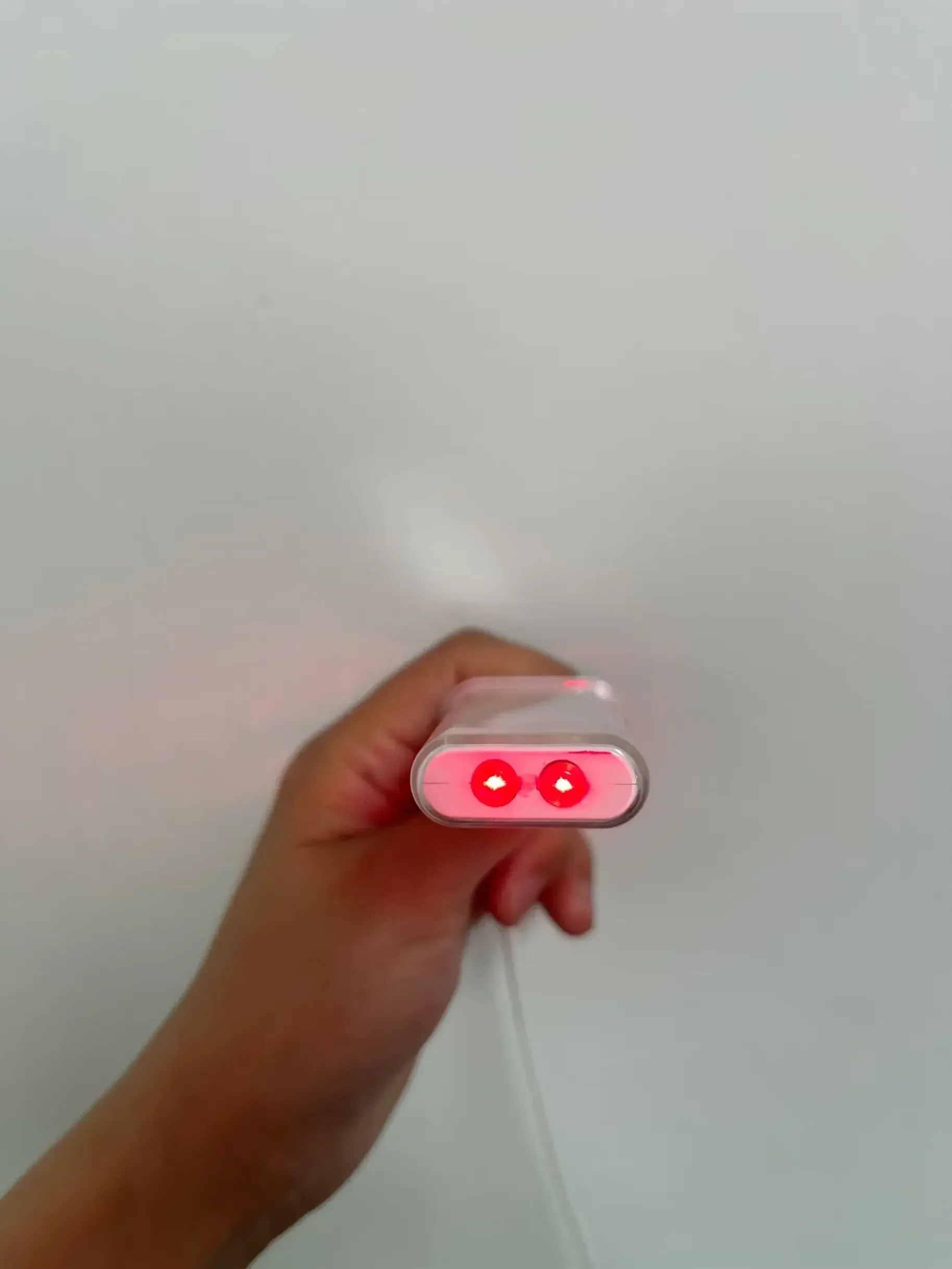 Cold Sore LLLT Laser Therapy Device Red Light Therapy Mouth Ulceration Blisters Herpes Infection Pain Relief Medical Laser Care