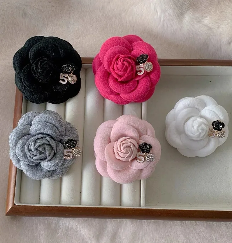 7CM New retro digital camellia brooch fabric handmade floral woolen pin women's jewelry accessories badge corsage