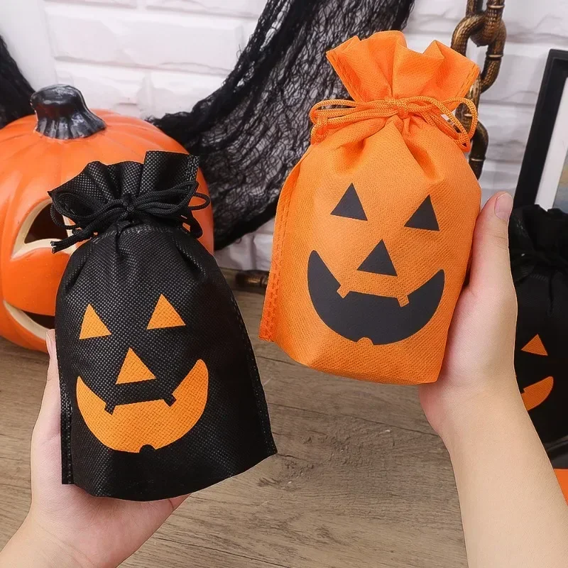 15/5PCS Halloween Pumpkin Candy Bag Non-woven Portable Biscuit Gift Bag Sugar Storage Pouch Halloween Party Supplies Kids Favors