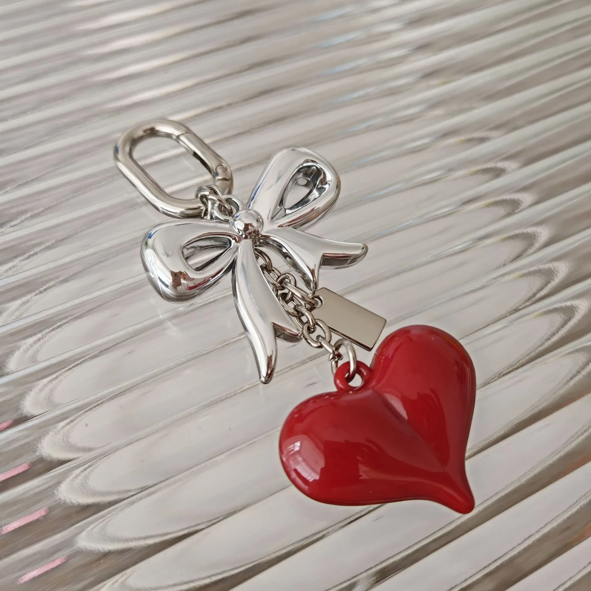 Cute Love Bow Pendants Suitable for Bags Women's Handbags, Shoulder Bags, Small Accessories Bag Accessories