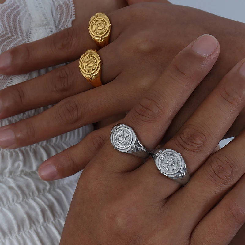Retro Female Head Embossed Ring In 316L Stainless Steel With 18k Gold Plated Waterproof No Tarnish Finger Rings For Women