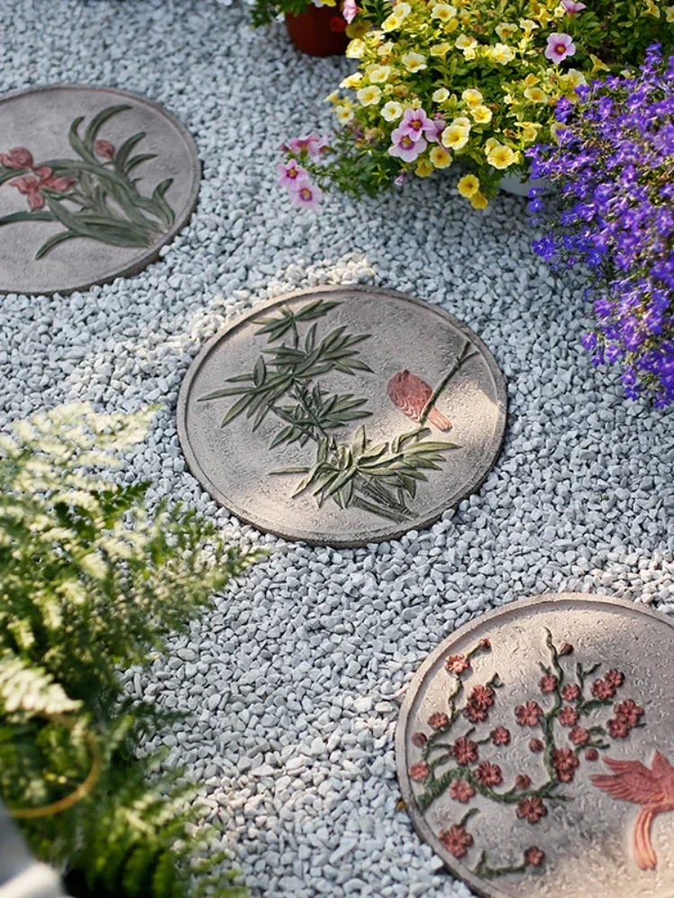 A Garden Pedal Stone Garden Decoration Small Yard Decoration Outdoor Stepping