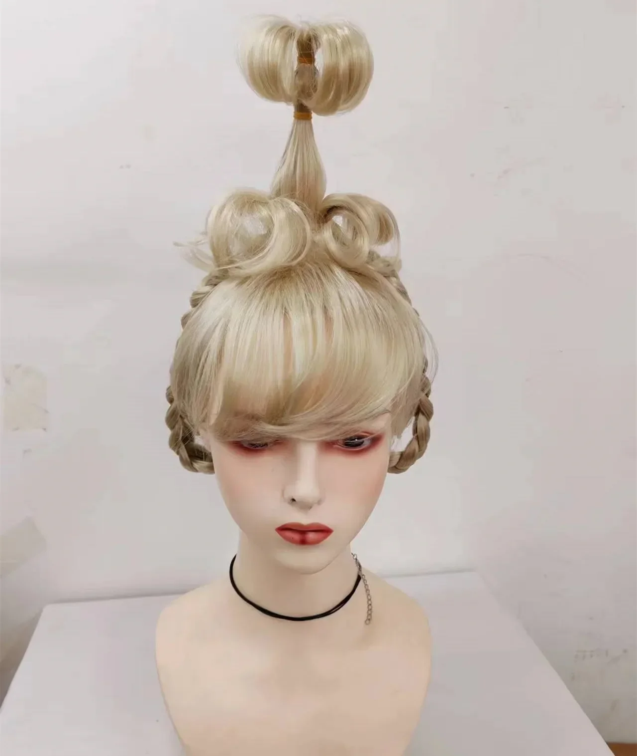 シンディ・ルー・フー映画コスプレウィッグ女性用赤いリボン付きルーヘア耐熱人工毛ウィッグクリスマスパーティーウィッグギフト