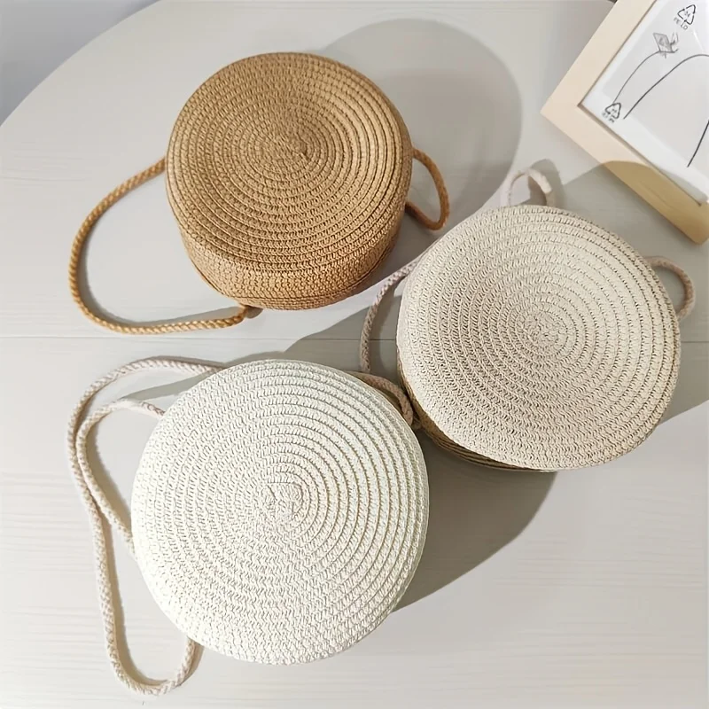 

Handcrafted Charm Chic Round Woven Crossbody Bags for Women Handmade Straw Shoulder Purse, Perfect for Women Beach Vacations