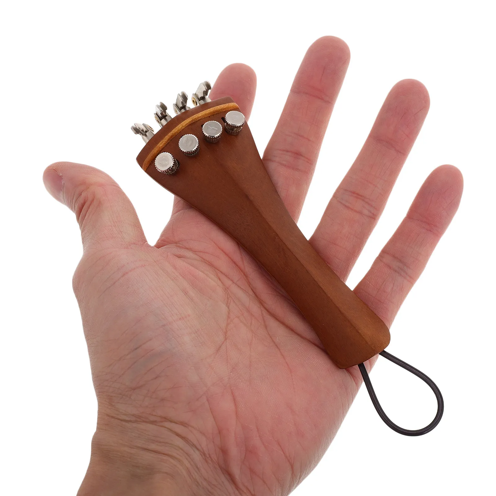 

Комплект для ремонта скрипки: деревянные колки, струнонапрягатель, подбородник, тонкие настроечные колки. Полный набор аксессуаров для стабильного звука. Для взрослых и начинающих.