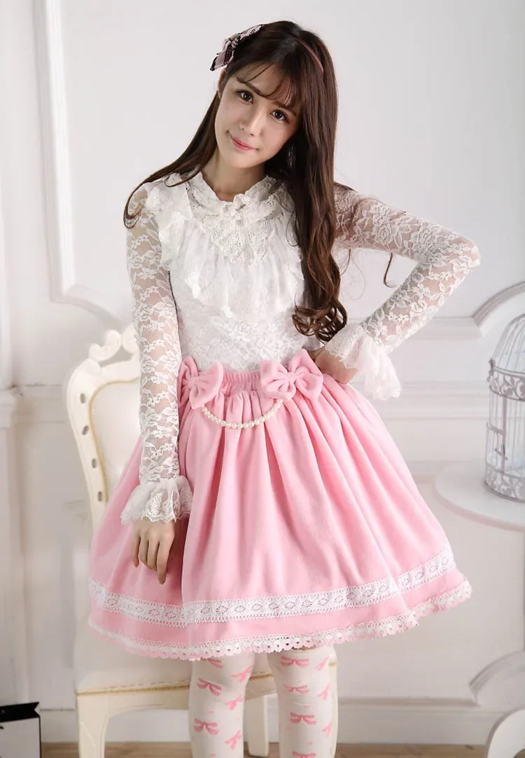 Sweet Pink Lolita Skirt Elastic Waist Pleated Lady\'s Polar Fleece Flush Short Skirt with Bow and Pearl Chain for Winter