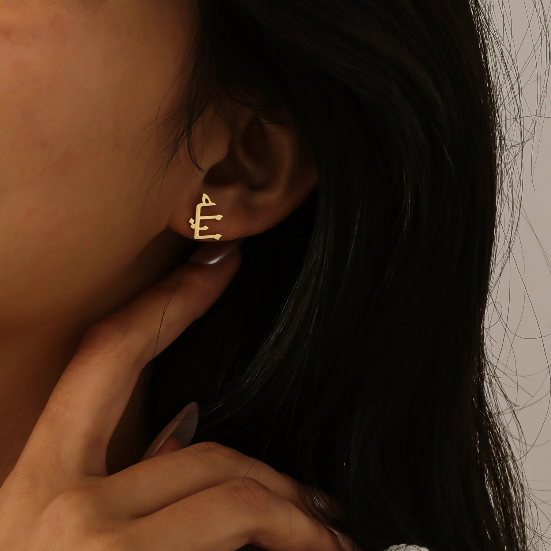 Benutzerdefinierte arabische Namen-Ohrstecker für Damen und Herren, Edelstahl, personalisierte Ohrringe, personalisierter Ohrschmuck, Geburtstagsgeschenk – Detail 4
