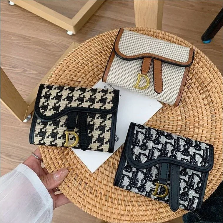 قطعة واحدة من حامل بطاقات بتصميم حرف D بنمط فحص أنيق ومحفظة قصيرة أنيقة للنساء والفتيات #6