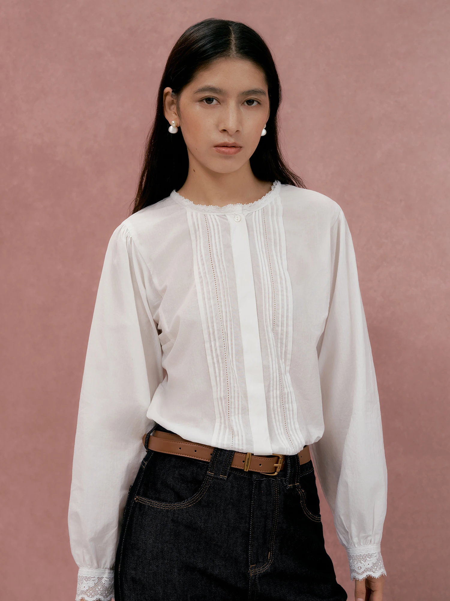 

Женская блузка TANSOP Gentle Sle с рюшами на воротнике, длинными рукавами, кружевной отделкой, круглым вырезом, белая, антивозрастная, из смесового хлопка, свободного кроя