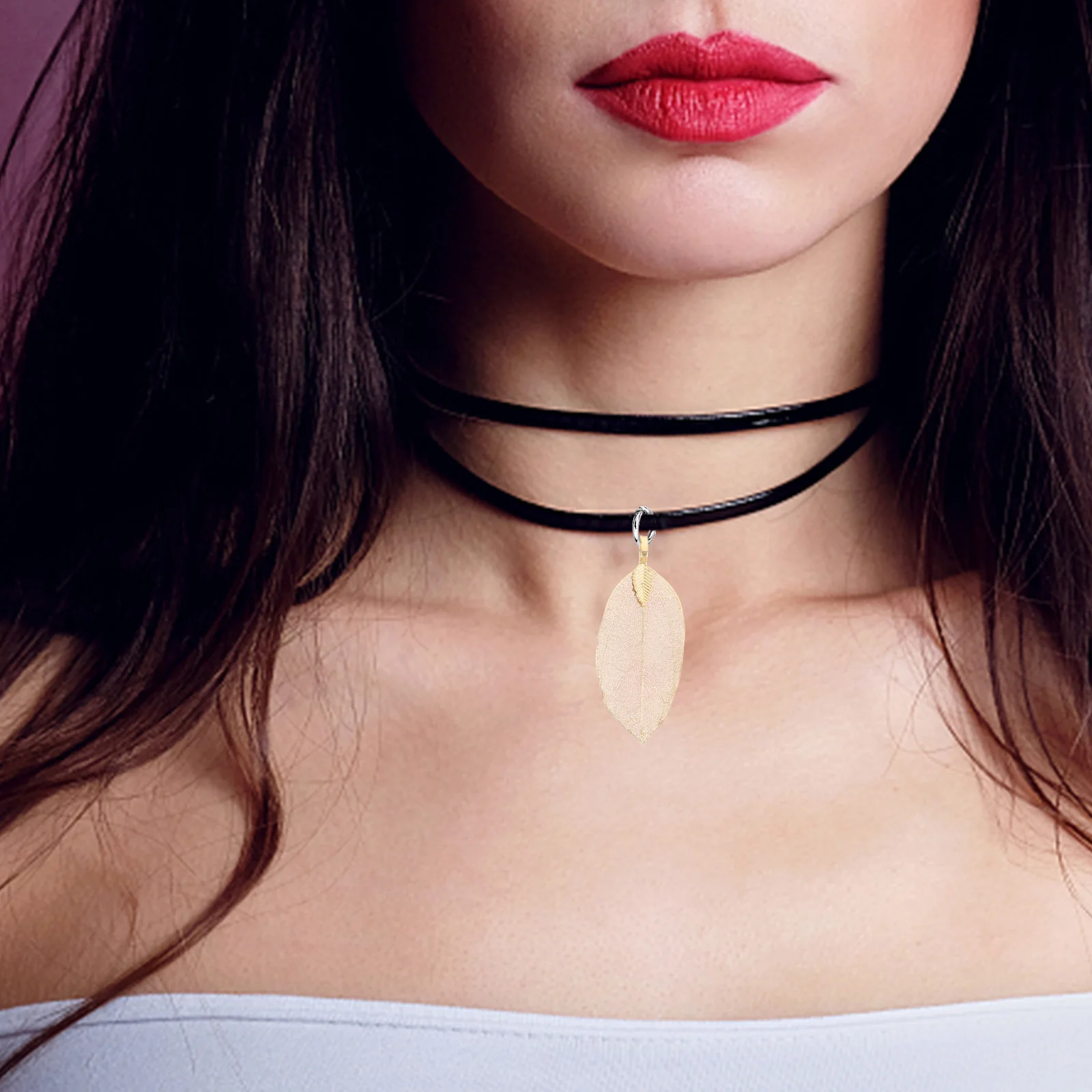 

2Pcs Gold Tree Leaf Pendants Unique Design DIY Necklace Bracelet Earring Projects Lightweight Portable Versatile Matching