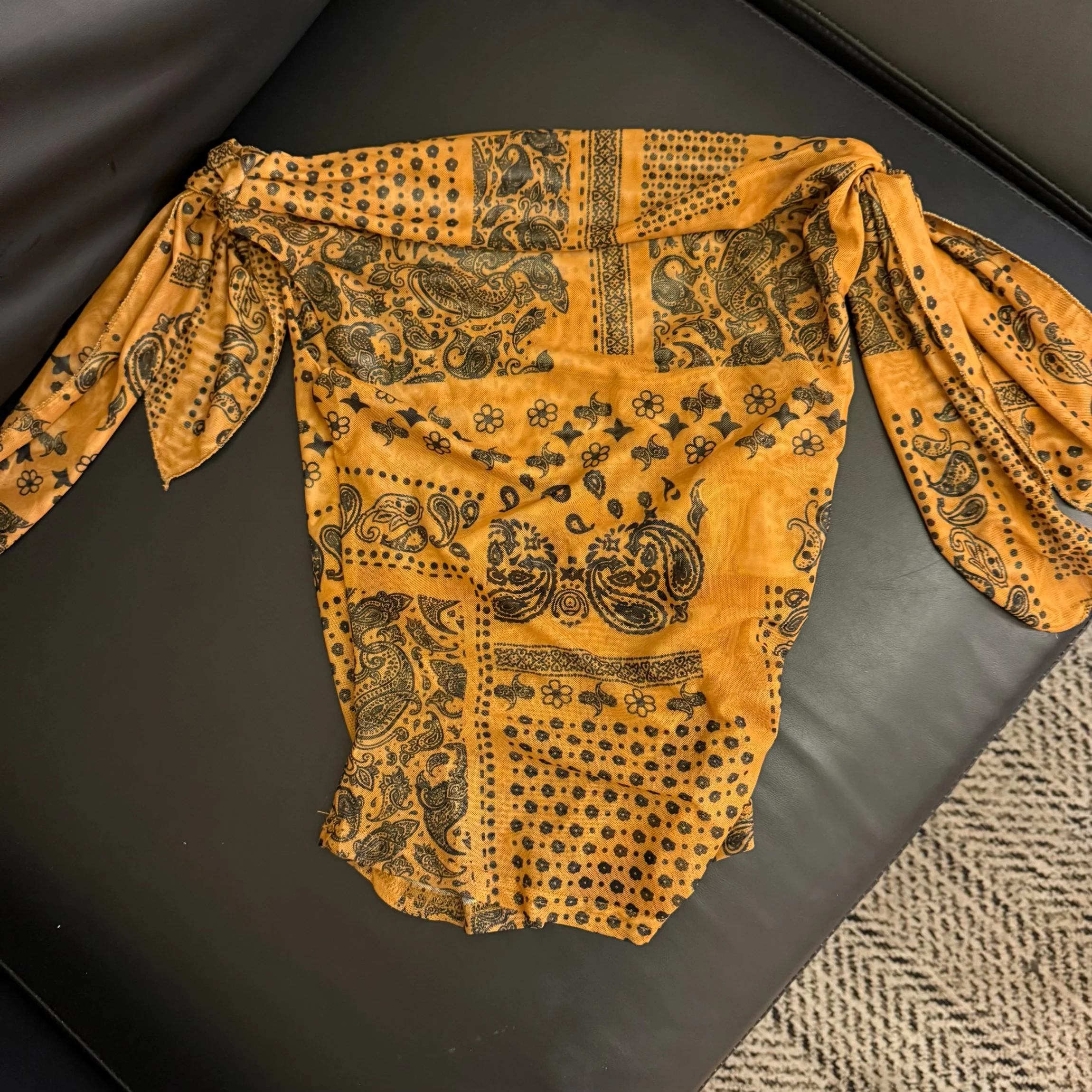 

KUKUDEMI Spicy Girl Walnut Flower One-oulder Tube Top Women's Knot Tie Bustier ort Length Svel Summer Faion