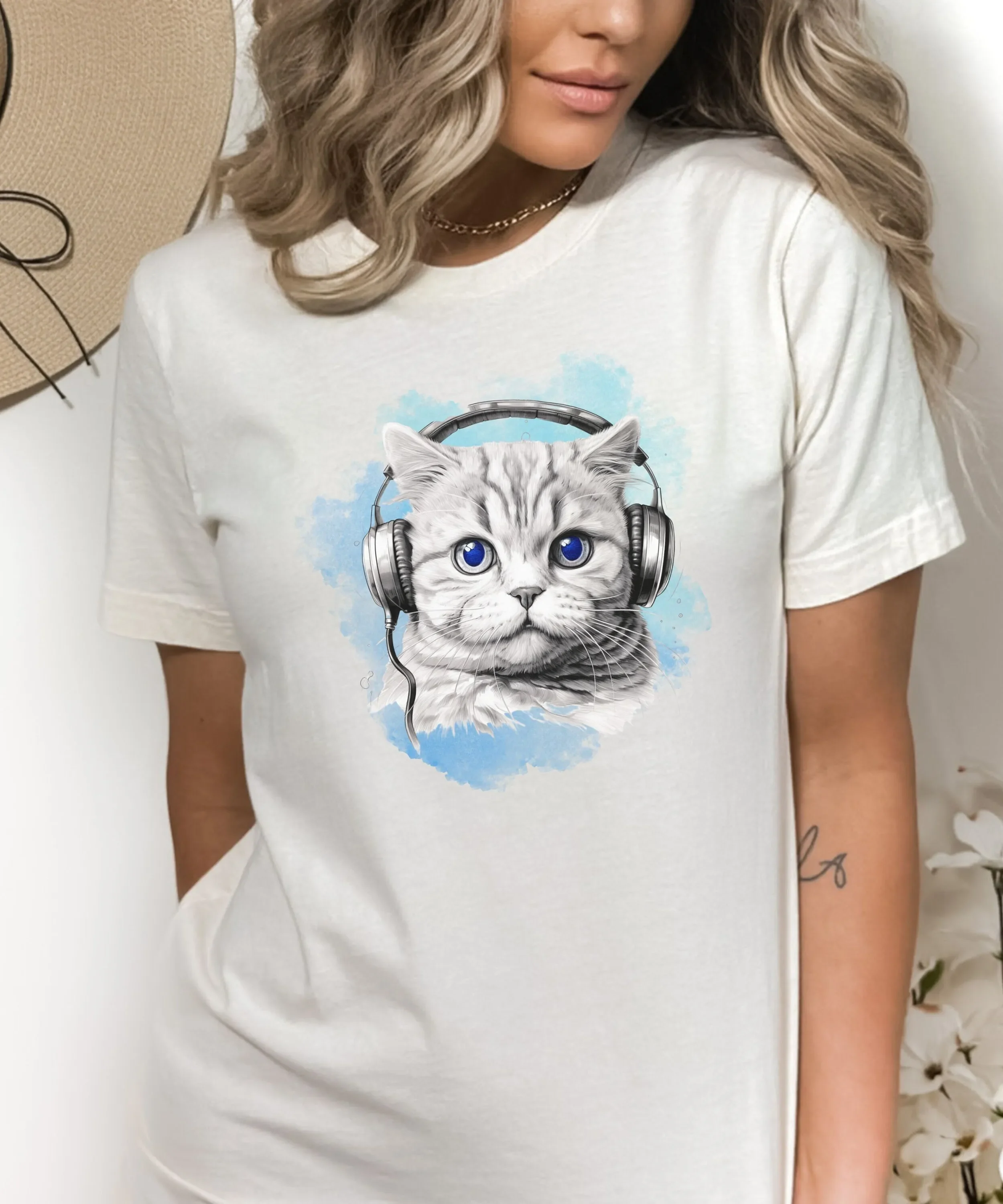 Scottish Fold Cat with headphones shirt T DJ print tee lover mom for