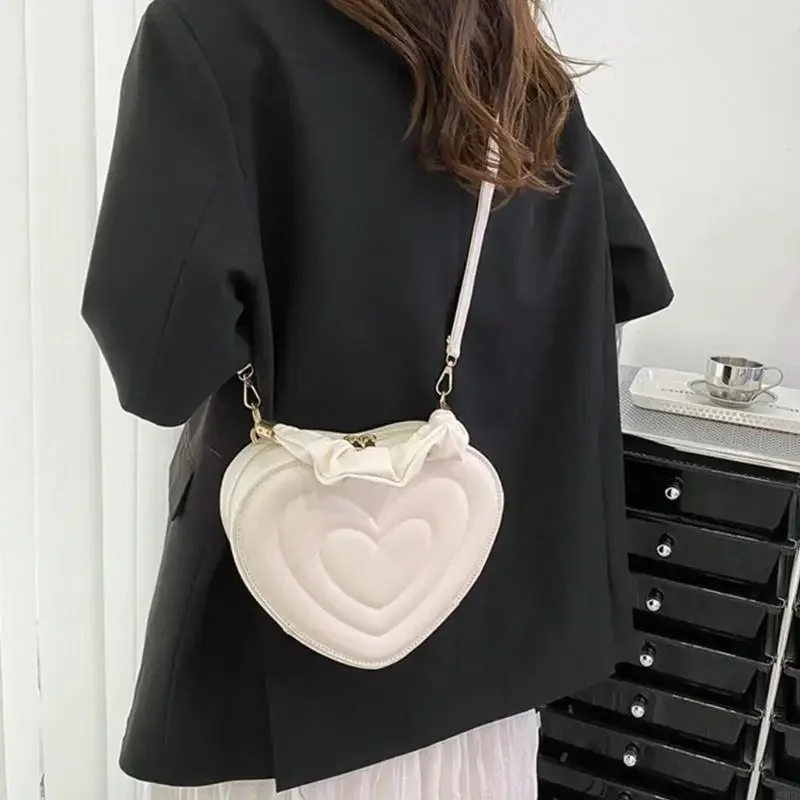 Thumbnail 4 - #71 Newest Saddle Bags