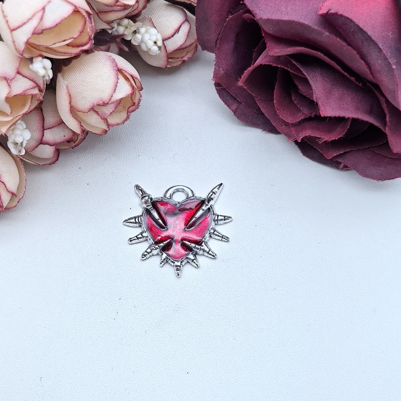 5Pcs Heart shaped pendant, Gothic, black, red, purple, retro style, garbage, punk, DIY, aesthetic jewelry