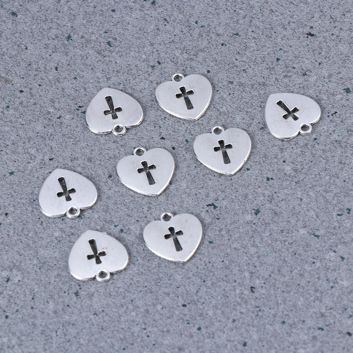 

100pcs Heart Cross Pendant Necklace Charm Bracelet DIY Jewelry Accessories Alloy Material Premium Earring Project