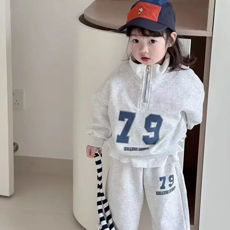 Boy White Grey Stand Collar Letter Sets Loose Casual Cotton Sports Suit Spring Autumn Childrens Fashion Tops+Pants Two-piece Set