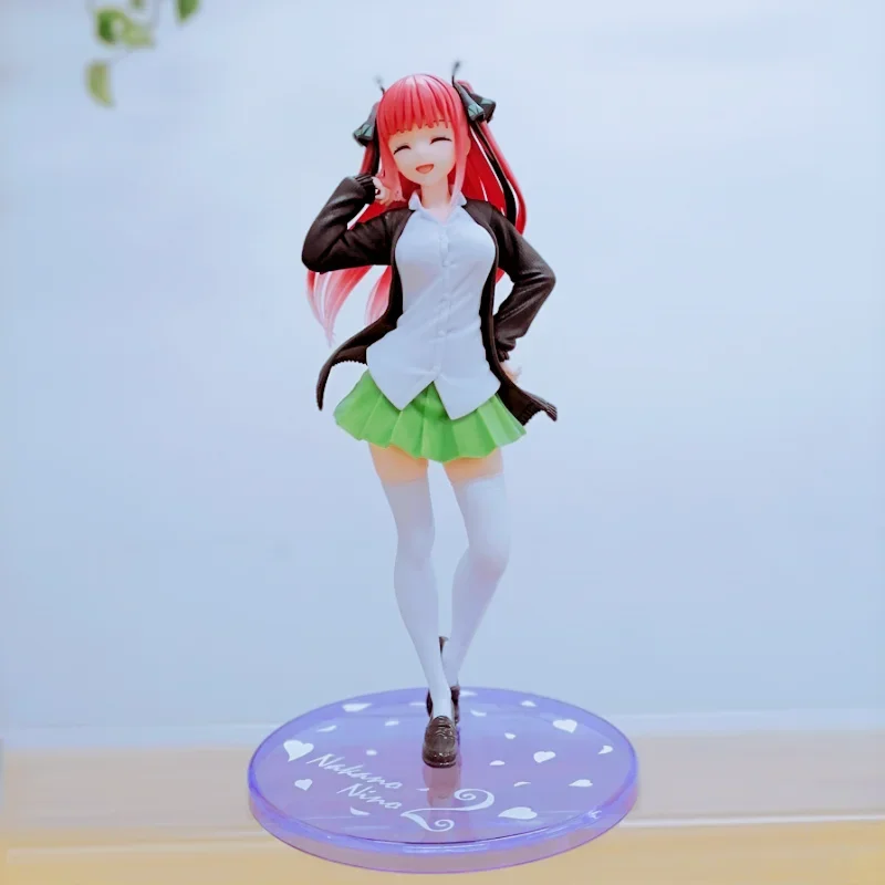 

20CM Five Equal Part of Hanabi Nakanoji Nao Uniform Limited Cute School Uniform Standing Ichika Mikus Model Static PVC Toy Doll