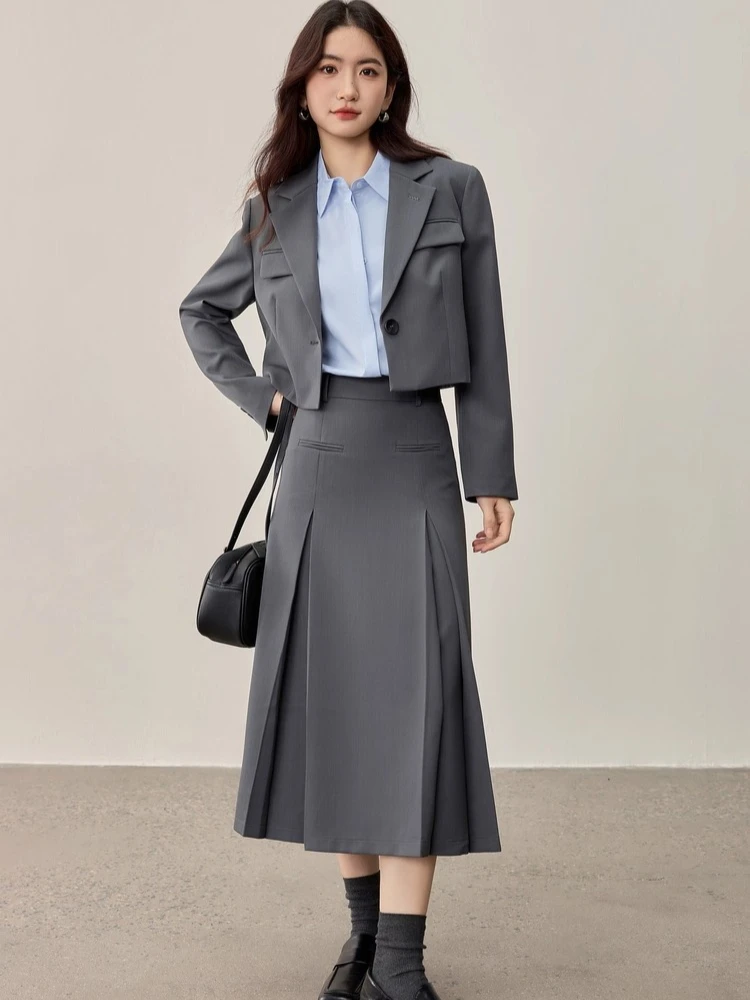 

SENTUBILA Two-piece Set For Woman Autumn Casual One-button Padded-shoulder Short Blazer A-line Skirt Commuter Outfit 153ZA2369