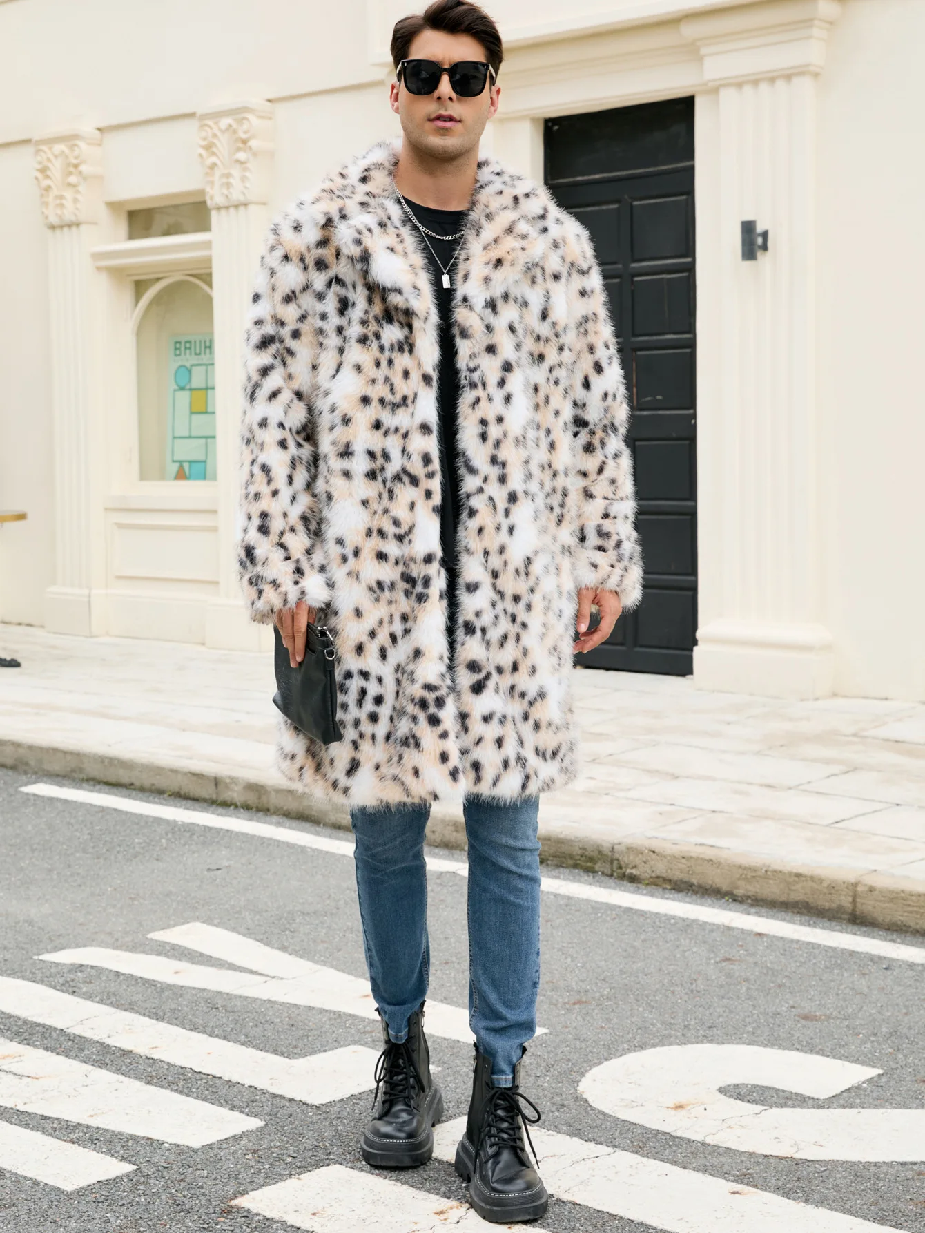 A new men's long faux fur coat with over-the-knee leopard print thickened and elegant fur coat