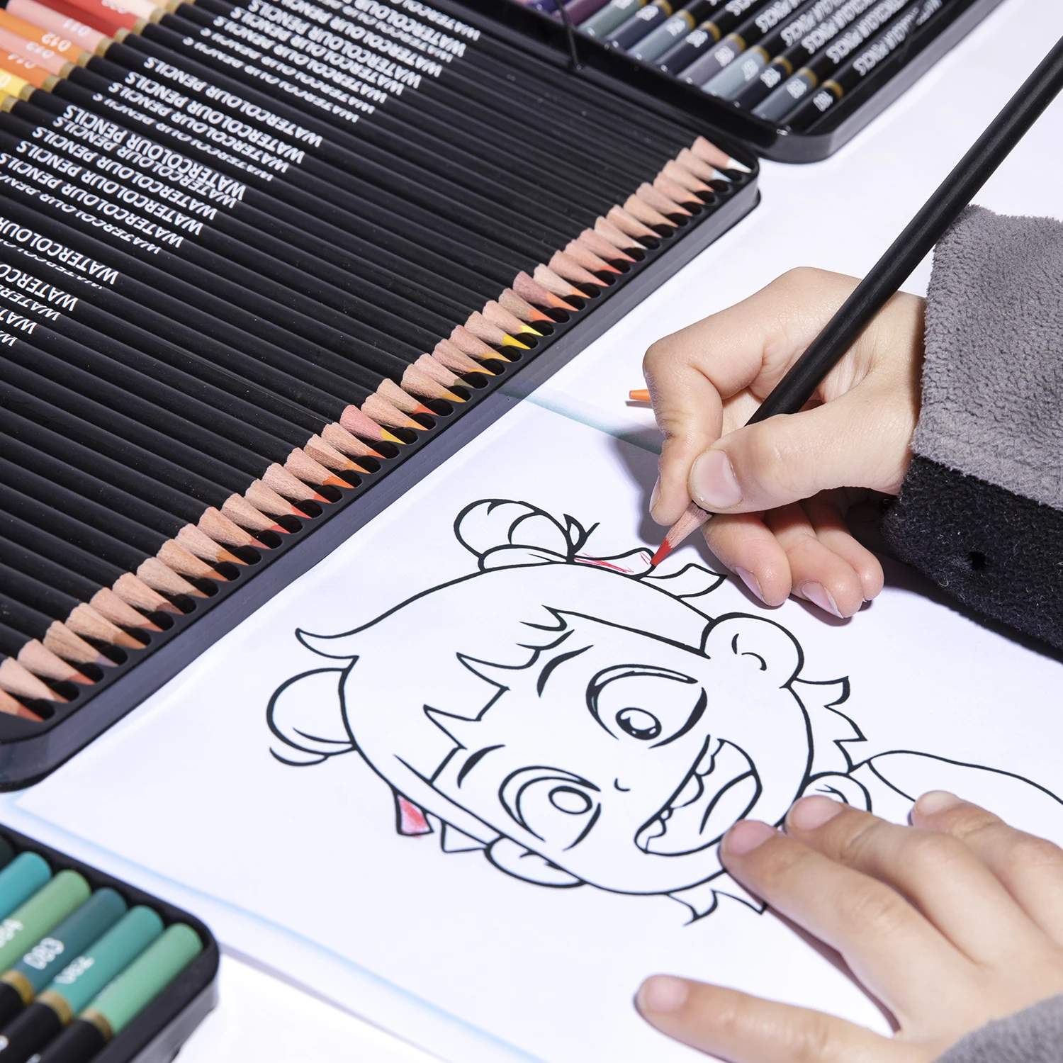 أقلام ألوان مائية/أقلام تلوين، مجموعة من 48-160 قلم رصاص ملون احترافي للبالغين، للتلوين والمزج والطبقات (صندوق القصدير)