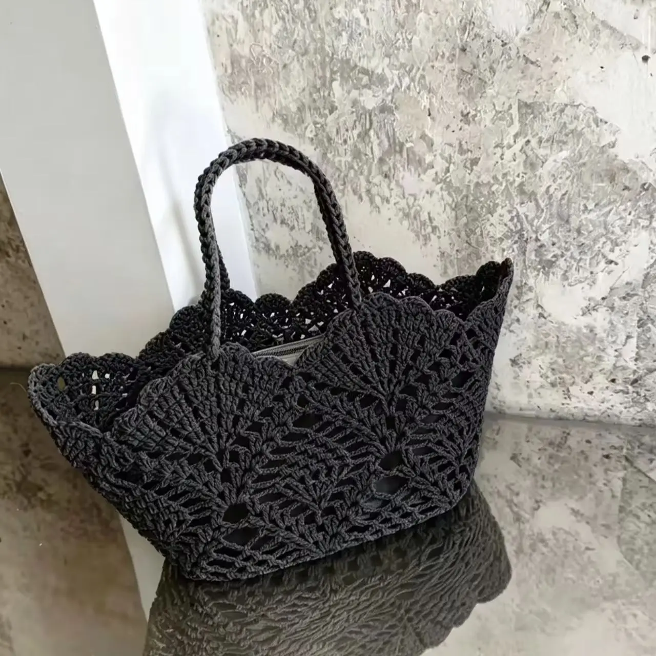 Hand-Crocheted Openwork Beach Bag, Mesh Bag, Women's Tote, Woven, Breathable, Durable, Knitted Bag