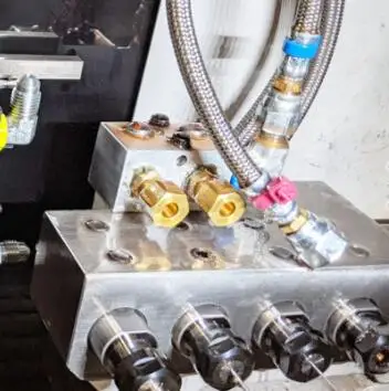 B075-Iii Accuracy Japan CNC Precision Automatic Lathe TSUGAMI High Speed Control Centre
