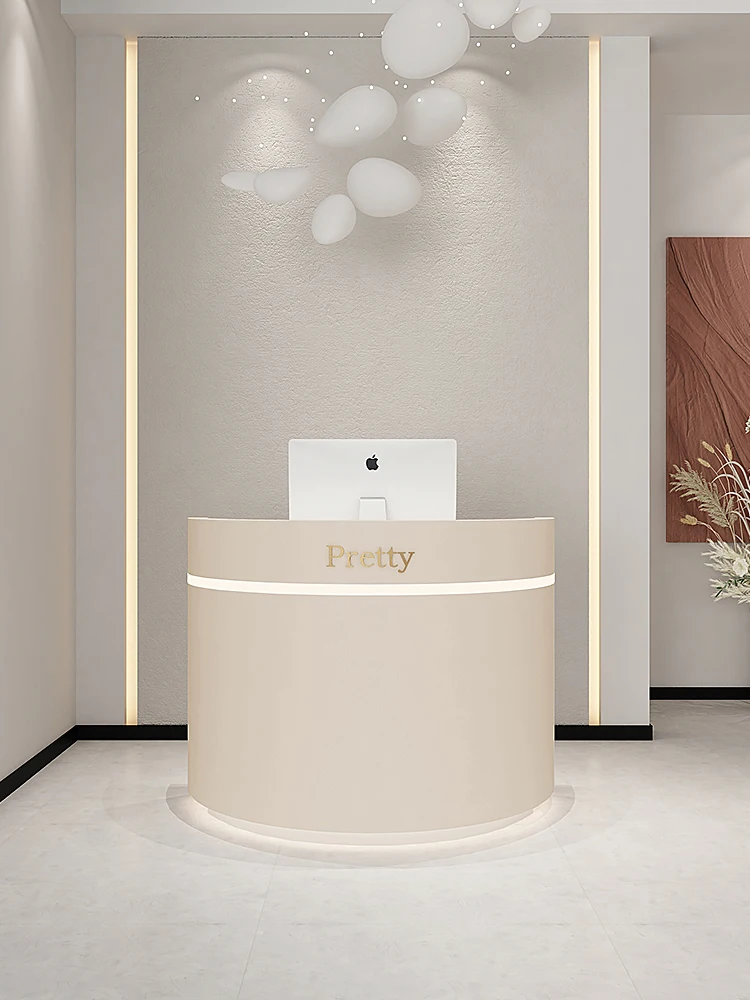 صالون تجميل صفحة الخروج الصغيرة متجر الملابس كشك بار مكتب الاستقبال المنحني مكتب الاستقبال