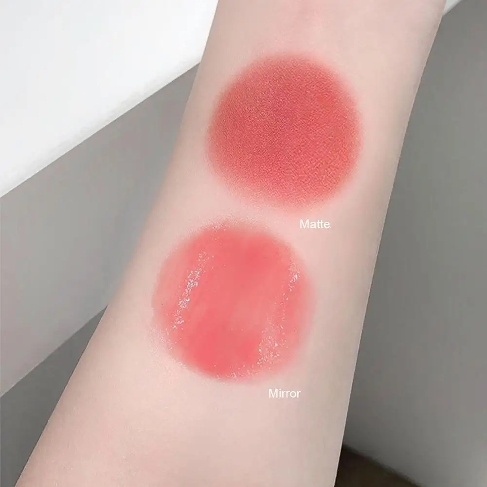 ลิปบาล์ม 1 ชิ้น สำหรับลดรอยดำ ขจัดเซลล์ผิวที่ตายแล้ว ลดเลือนริ้วรอยริมฝีปาก ผลัดเซลล์ผิวให้ขาวกระจ่างใส บำรุงและให้ความชุ่มชื้น