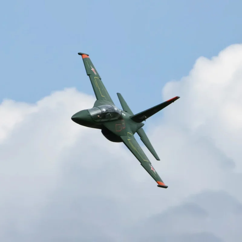 Flying wing model Yak-130 70mm electric model airplane fixed wing remote control flying toy-green painting