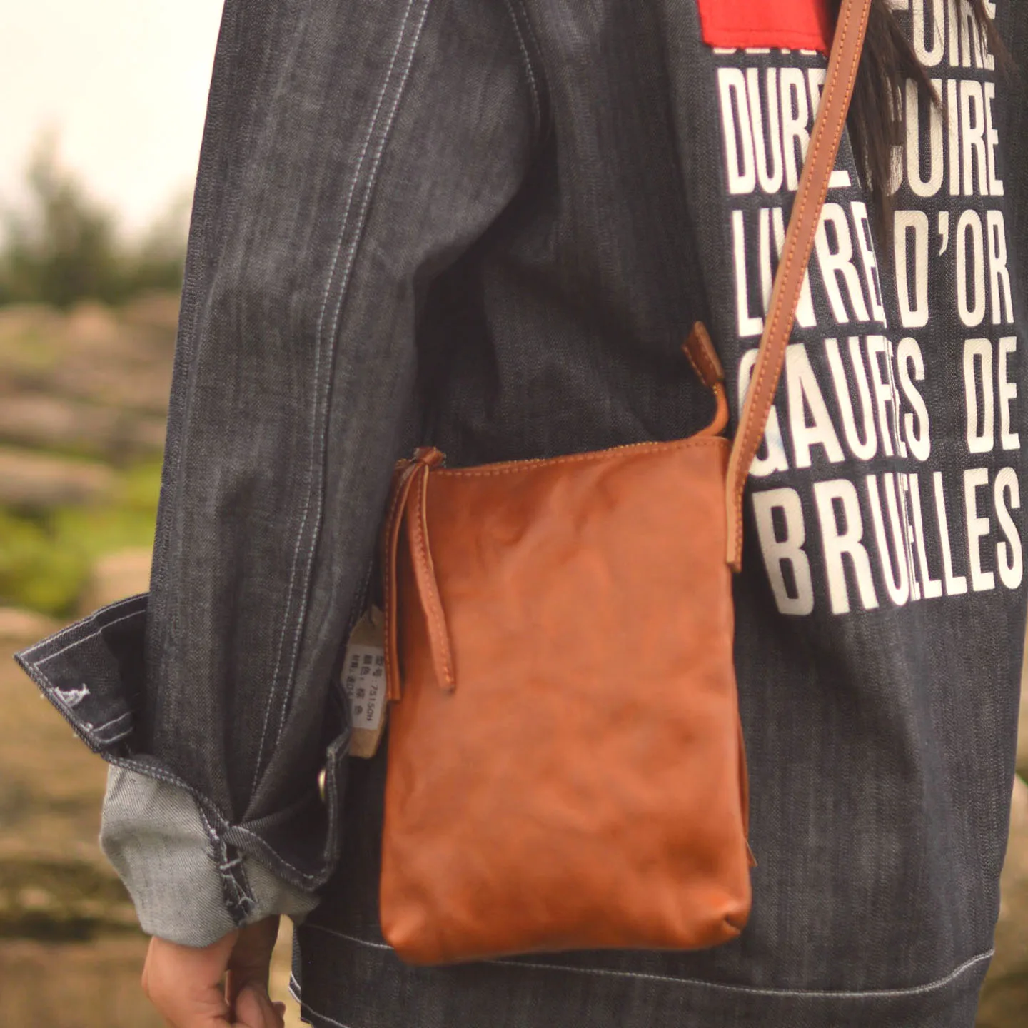 AETOO Leather handbag for women made of top-grain tanned cowhide, single-shoulder, retro and simple design, small bag with a cro