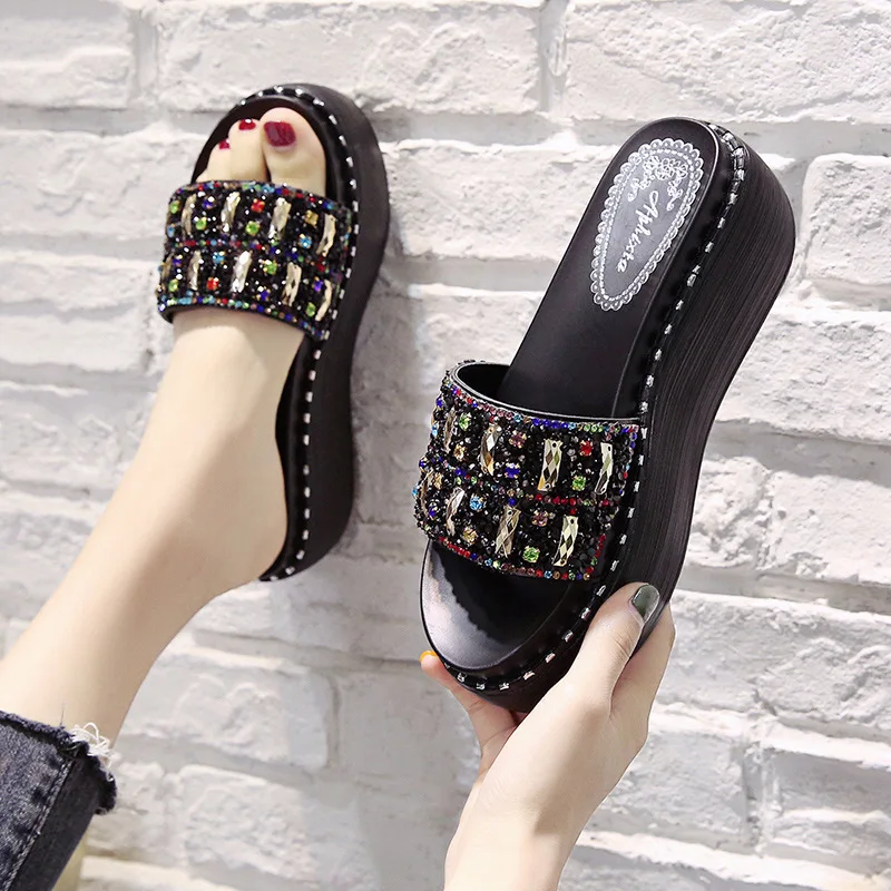 

2026 Summer Women Rhinestone Platform Slides Thick Sole Slip on Slippers Outdoor Beach Shoes PU EVA Comfort Black Silver