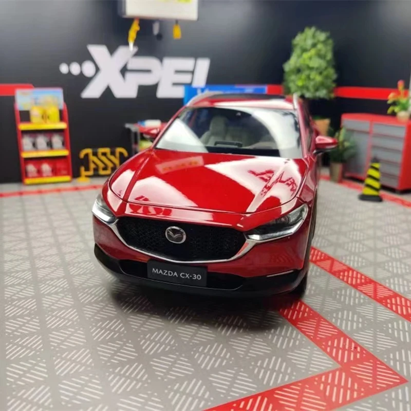 Mazda CX-5 2022 Rood Metallic 1-18 Paudi Models - Schuiten Autominiaturen