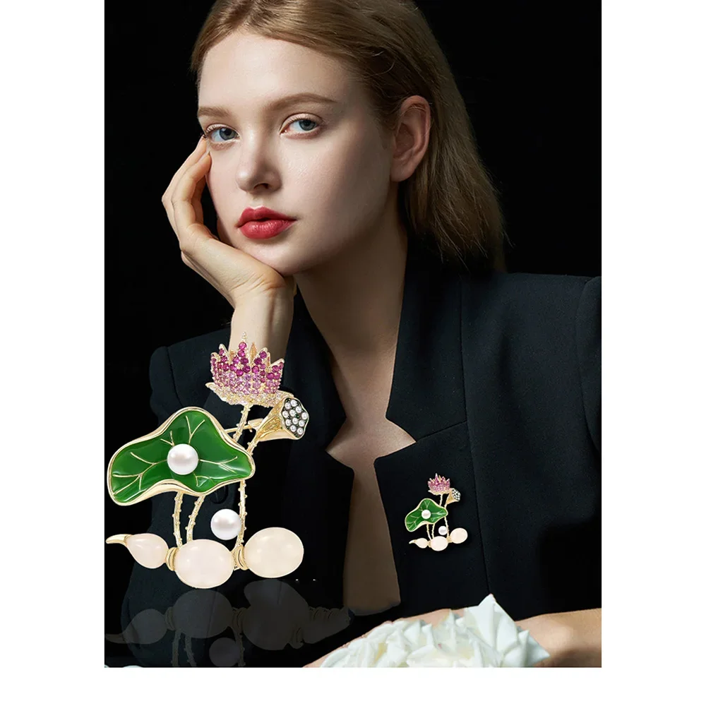 Exquisite Lotus High-end Women's High-end Luxury Pearls Classic Smart Design Suit Coat Pin Decoration Office Party Accessories