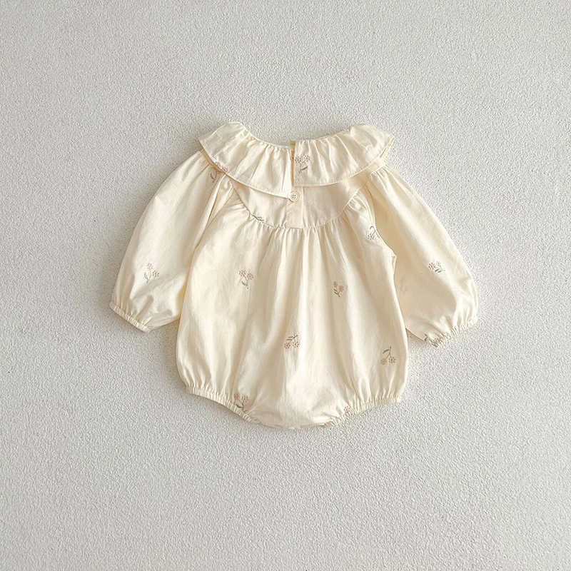 ربيع جديد 2026 رومبير مطرز للفتيات الصغيرات 0-24 متر بأكمام طويلة من القطن لحديثي الولادة ملابس داخلية للفتيات الصغيرات رومبير على الطراز الكوري