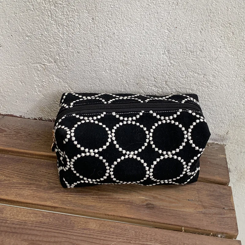 

Large-capacity embroidery makeup bag as a gift with retro zipper closure and data cable storage bag