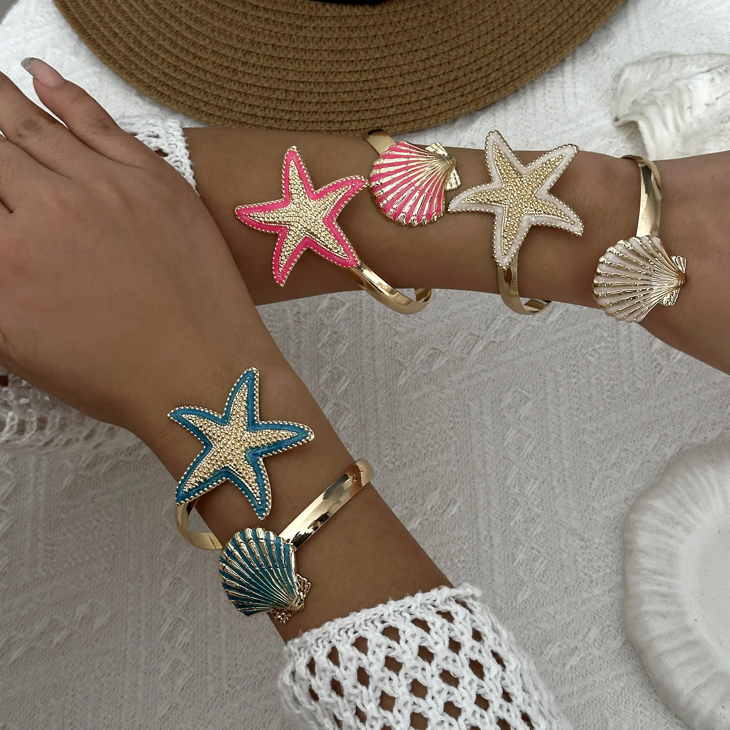 

Exaggerated Punk Metal Irregular Big Starfish Shell Open Bracelet for Women Adjustable Bangle Beach Vacations Jewelry Party Gift