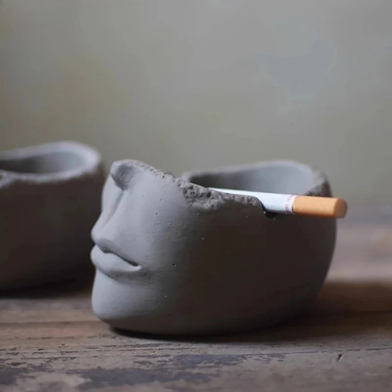 Creative Human Face Cement Ashtray Retro Home Ash Tray Office Table Smoking Accessories for Weed Ashtrays Gift for Boyfriend