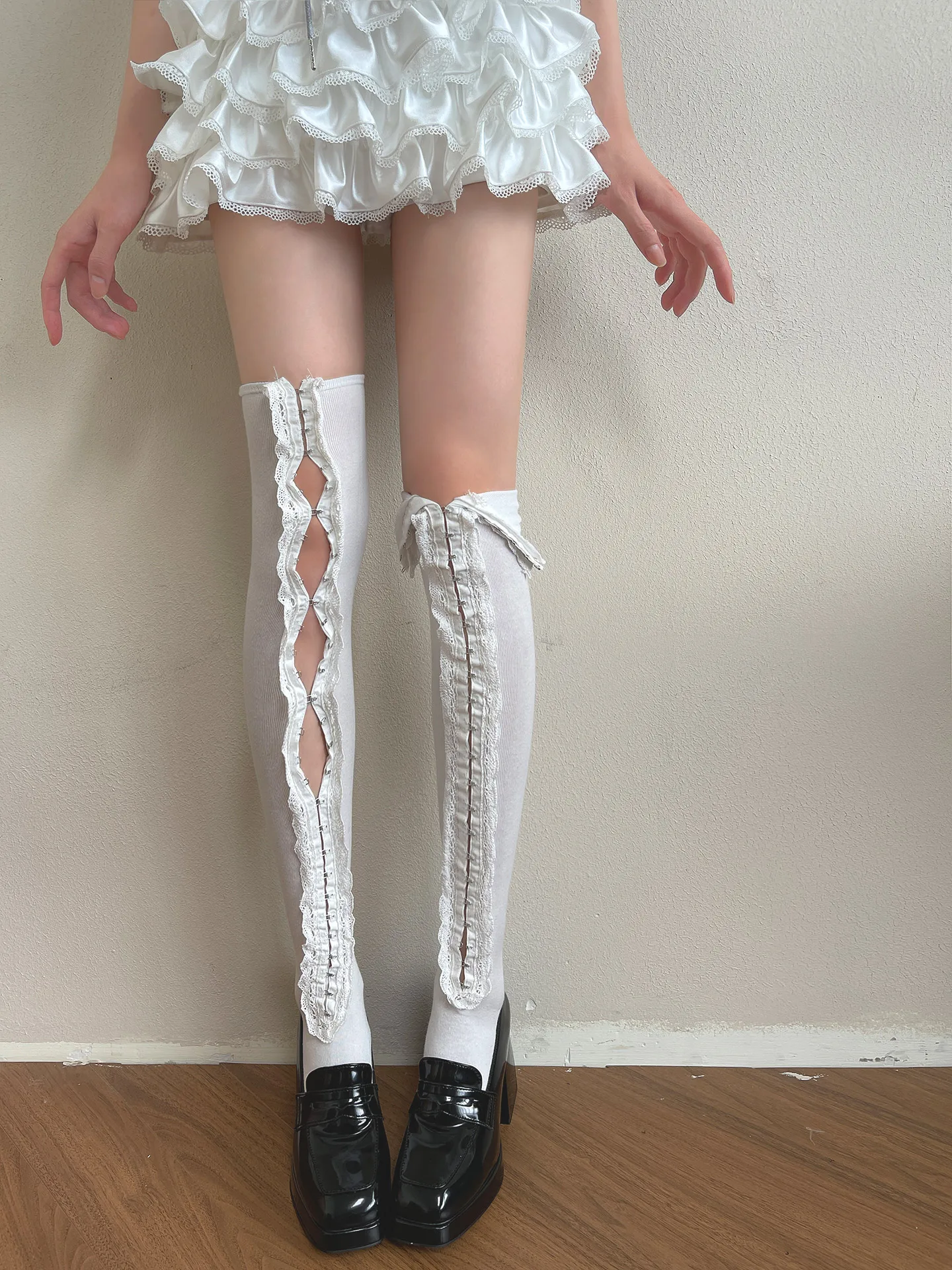 Japanese niche Lolita hollow lapel underwear buckle fashionable sweet girl thin personality long tube knee sock women with skirt