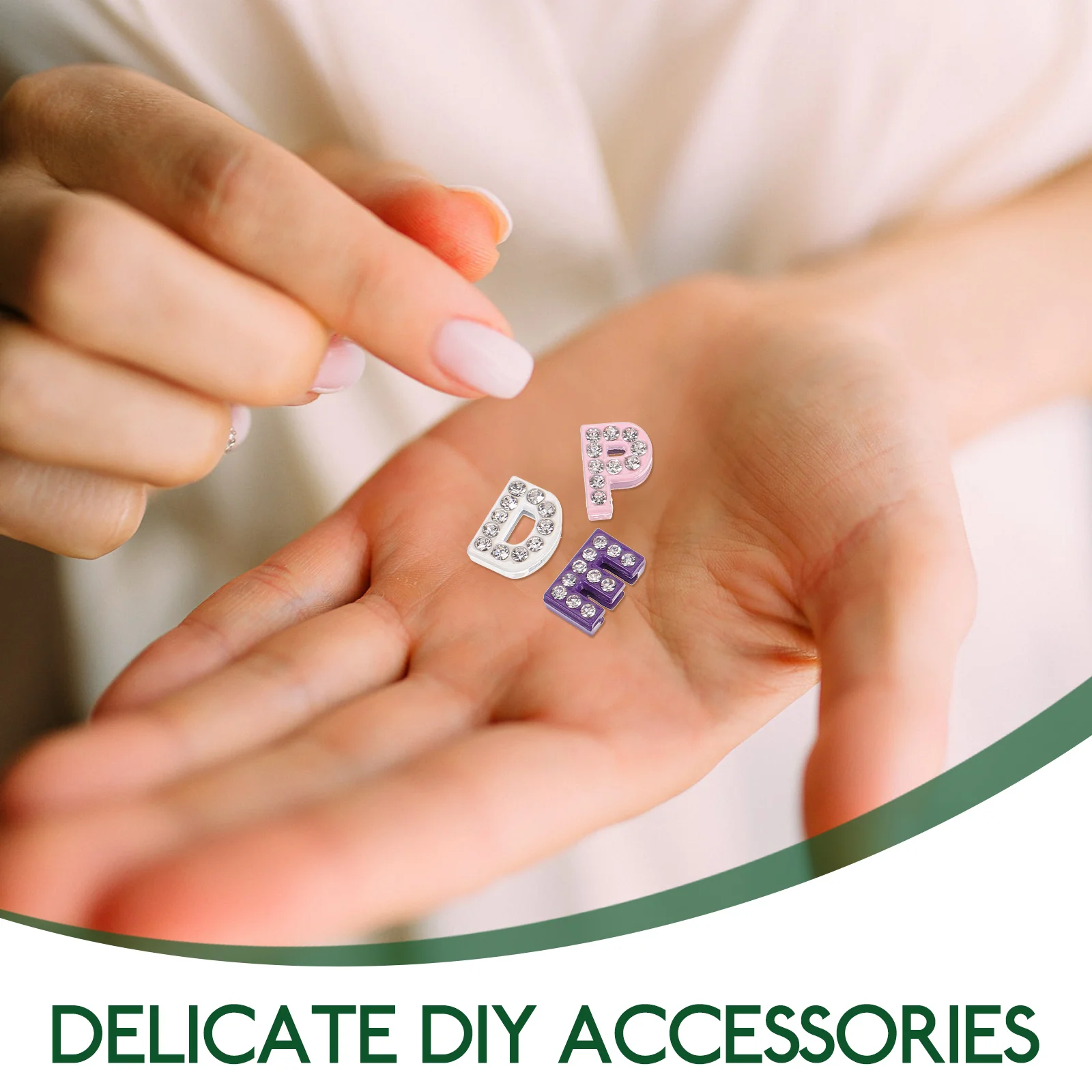 

26pcs Water Rhinestone Letters Jewelry Making Charms English Alphabet Decorative DIY Bracelet Ornament Craft for Necklaces