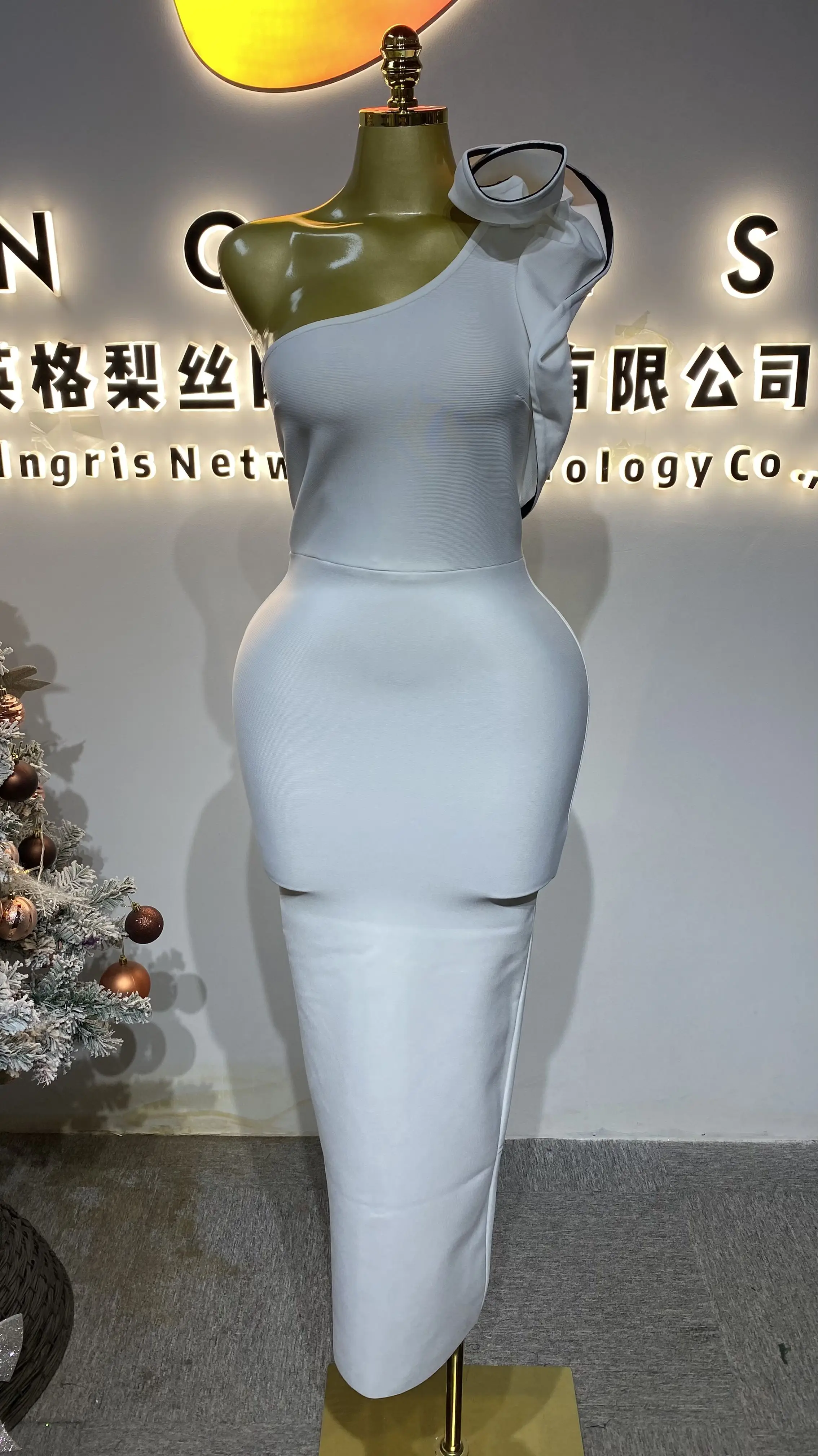 Women's Summer Hot Selling Sleeveless Fitted Long Dress, Slim Fit, Elegant Maxi Dress-GZXX263