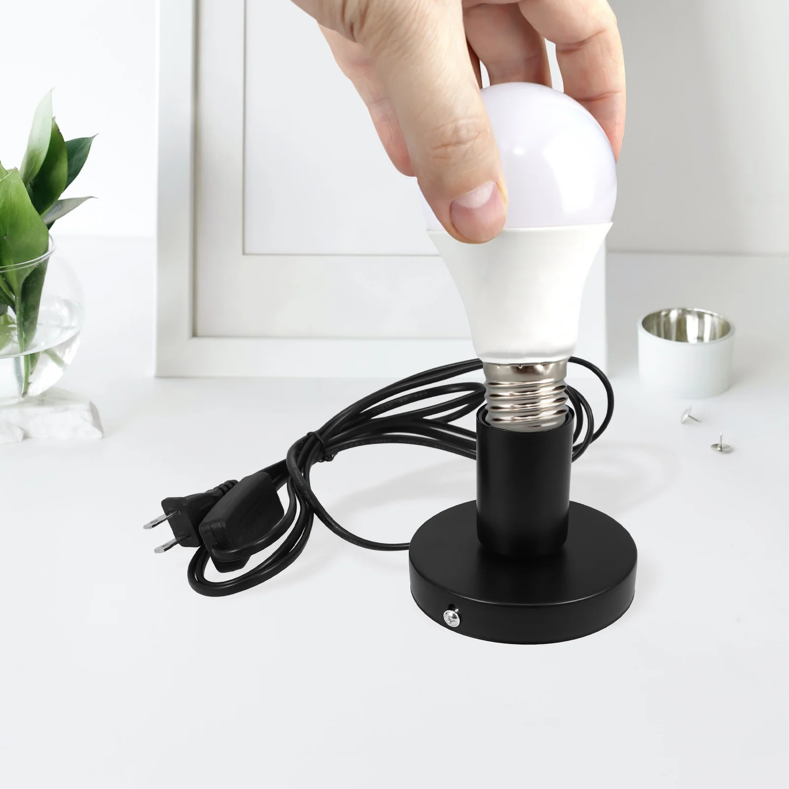 

Industrial Table Lamp Base Small Metal Desktop Light Socket E27 Screw Light Bulb Holder Cord Switch Us Plug Vintage Style
