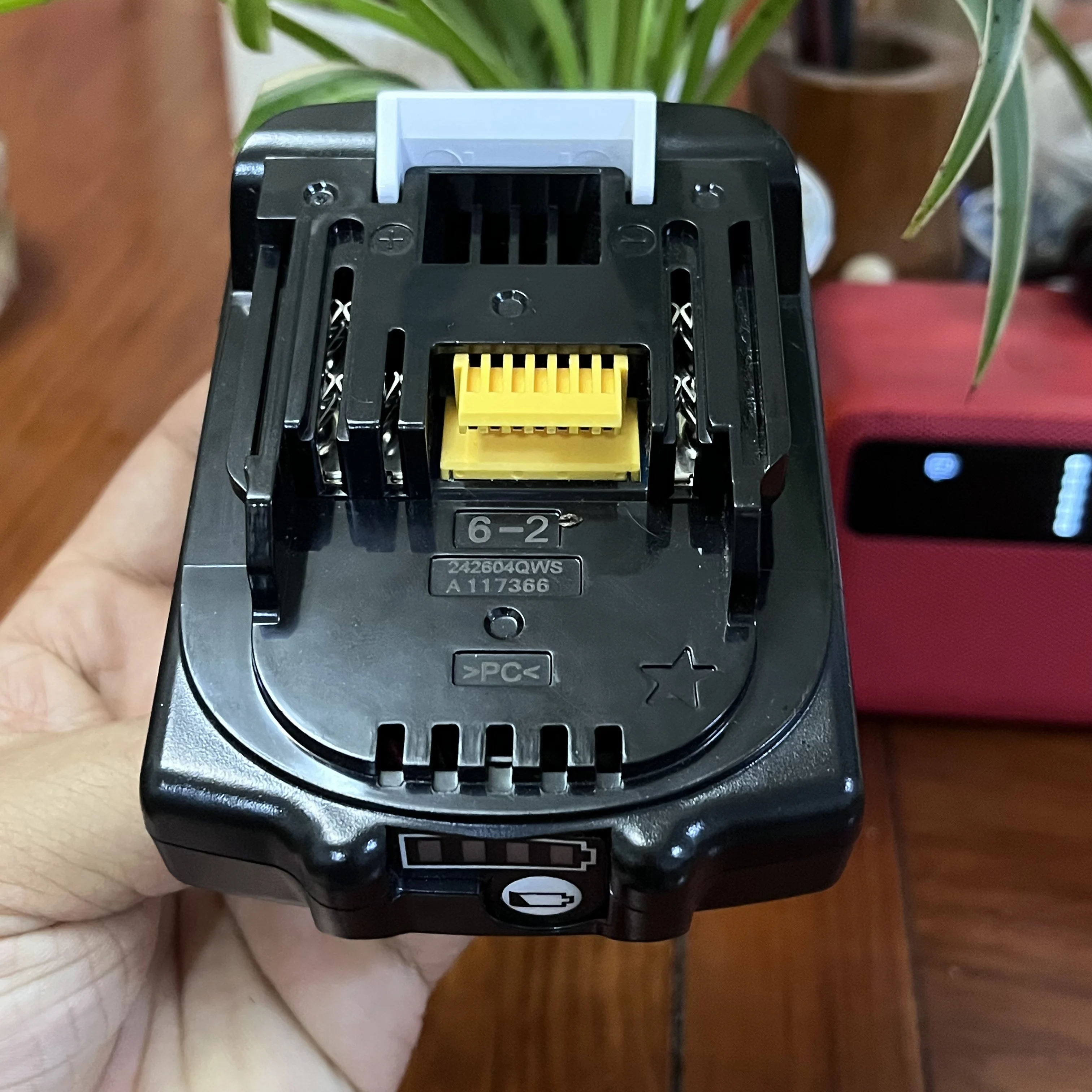 

Original Makita 3Ah for Makita 18V Battery BL1830B BL1850B BL1850 BL1840 BL1860 BL1815 Replacement Lithium Battery