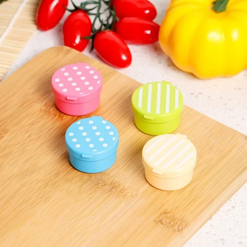 4 Pcs/set Mini Sauce Bottle Portable Ketcheup Squeeze Bottles Refillable Salad Dressing Container Seasoning Storage Box