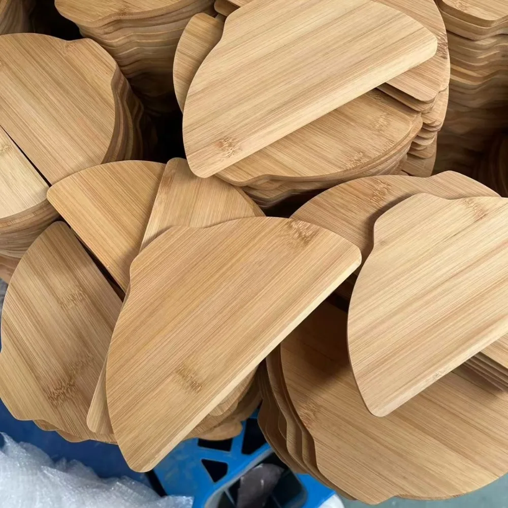 2pcs Half Round Bamboo Pizza Board Thickened Kitchen Gadget Bamboo Wood Pizza Shovel with Handle Bread Sushi Fruit Tray