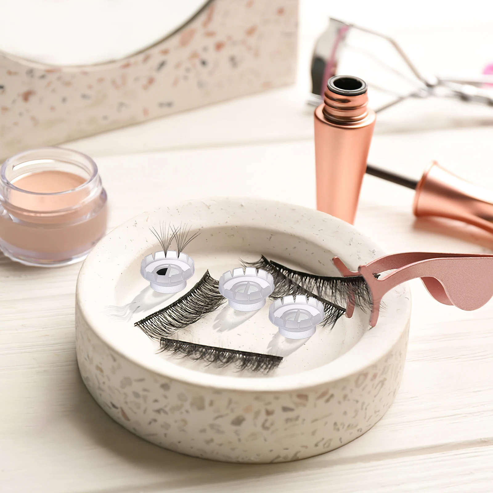 

100pcs Grafting Cup Waterproof Reusable For Eyelash Extension Tools Flowering Sun Glue Holder Lash Supplies Eyelash Cup