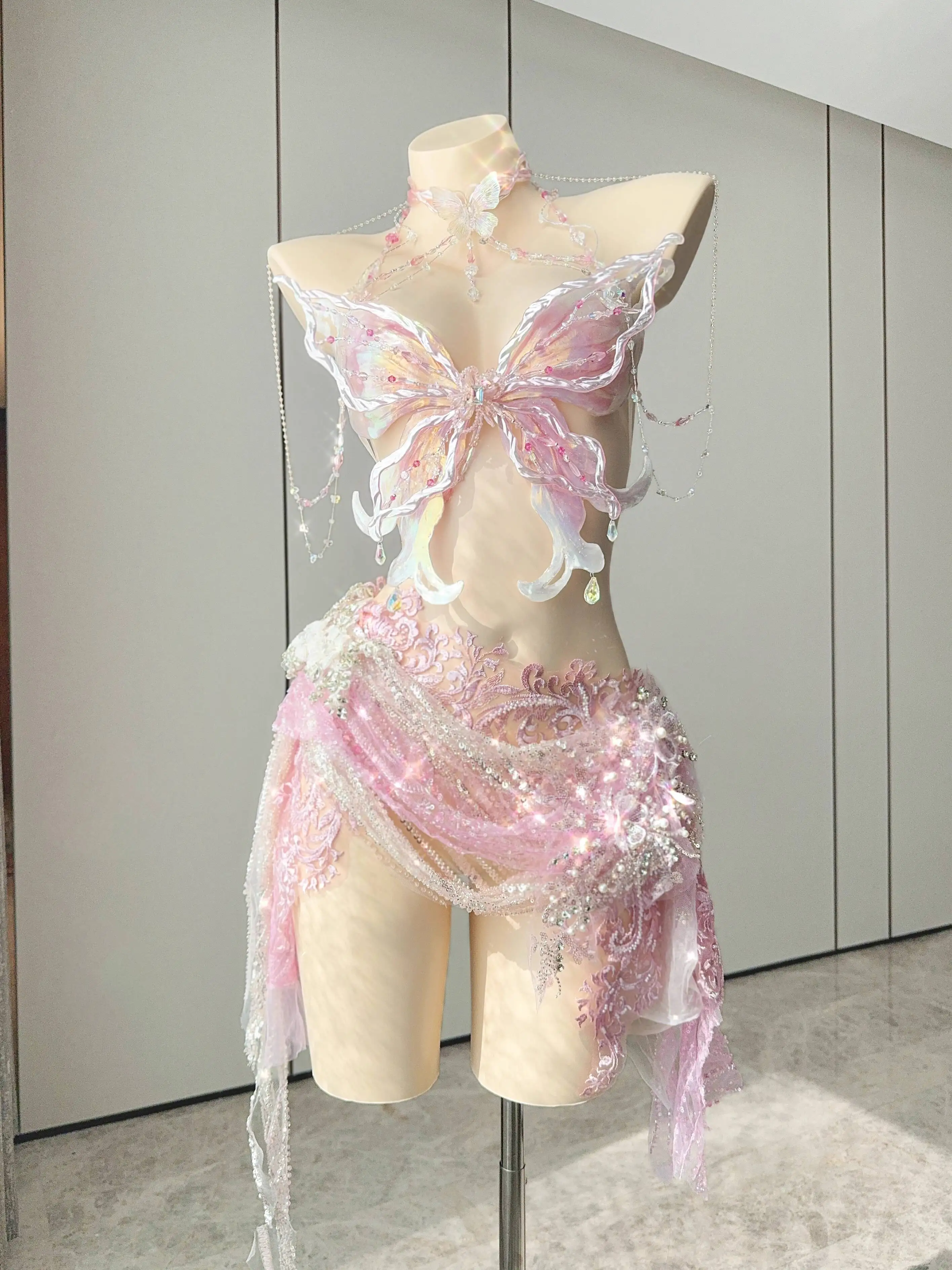 ZIWU Design الفراشة الوردية الصيفية (يحتتاج التغليف السفلي لشراء بشكل منفصل)